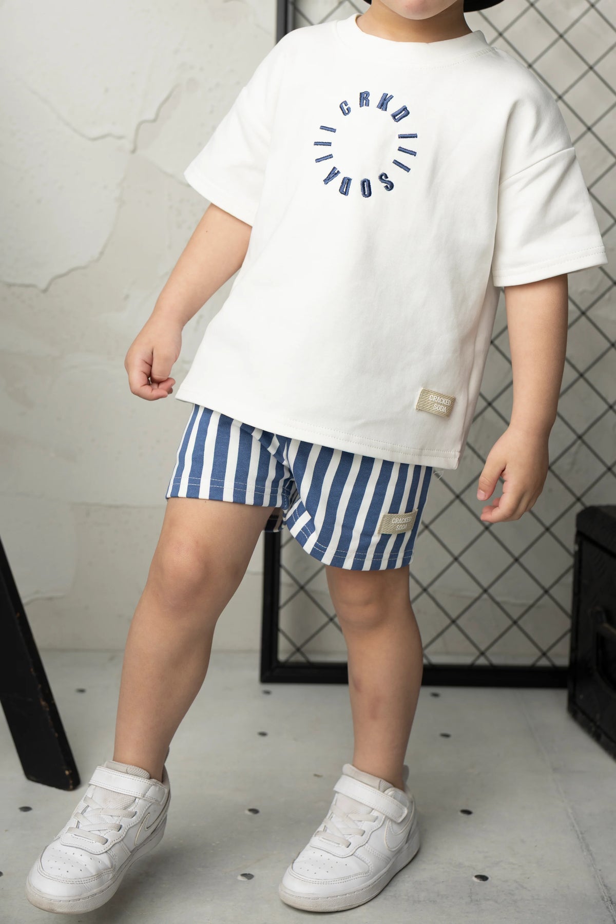 Cracked Soda - Max Stripe Short - Blue