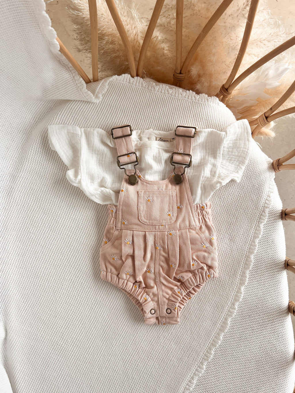 Vanilla Muslin Tee - Flutter Sleeve