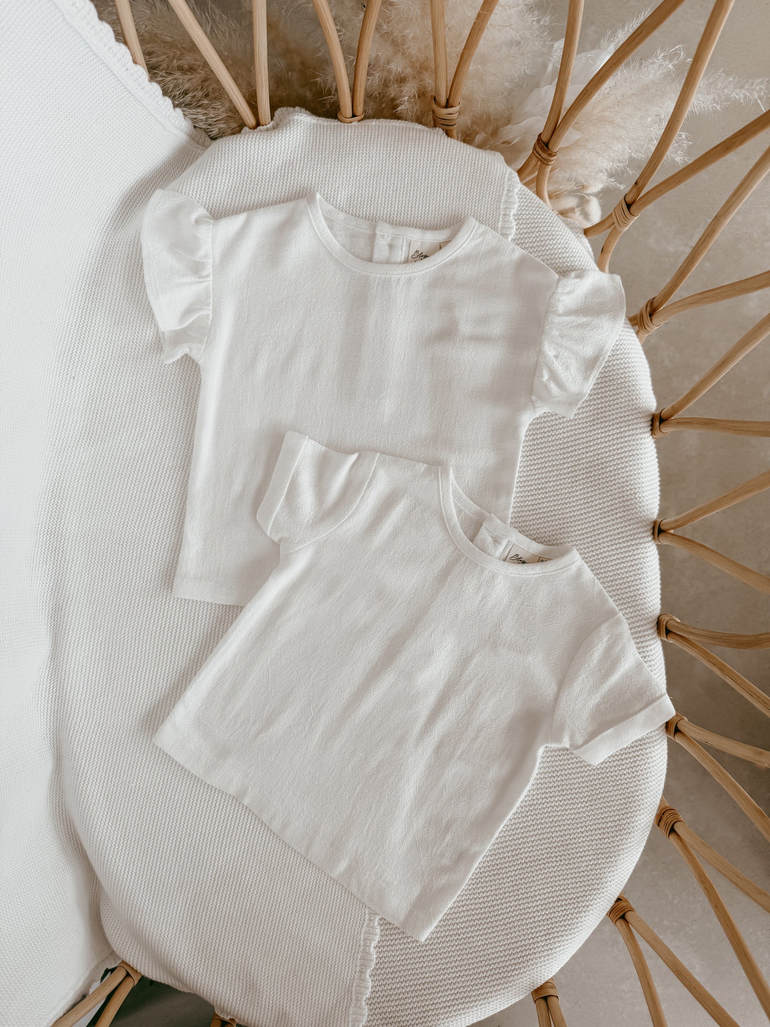 White Linen Tee - Cuff Sleeve