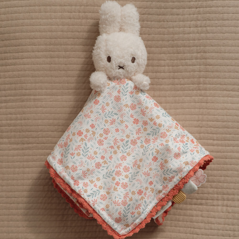 Cuddle Cloth: Miffy Lucky Blossom
