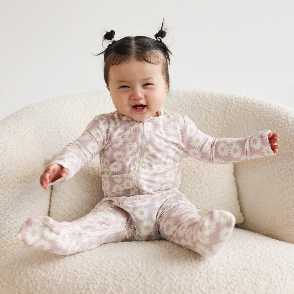 Kynd Baby Day or Night Onesie - Lilac Daisy