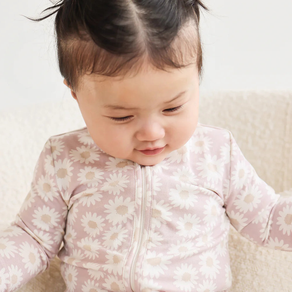 Kynd Baby Day or Night Onesie - Lilac Daisy