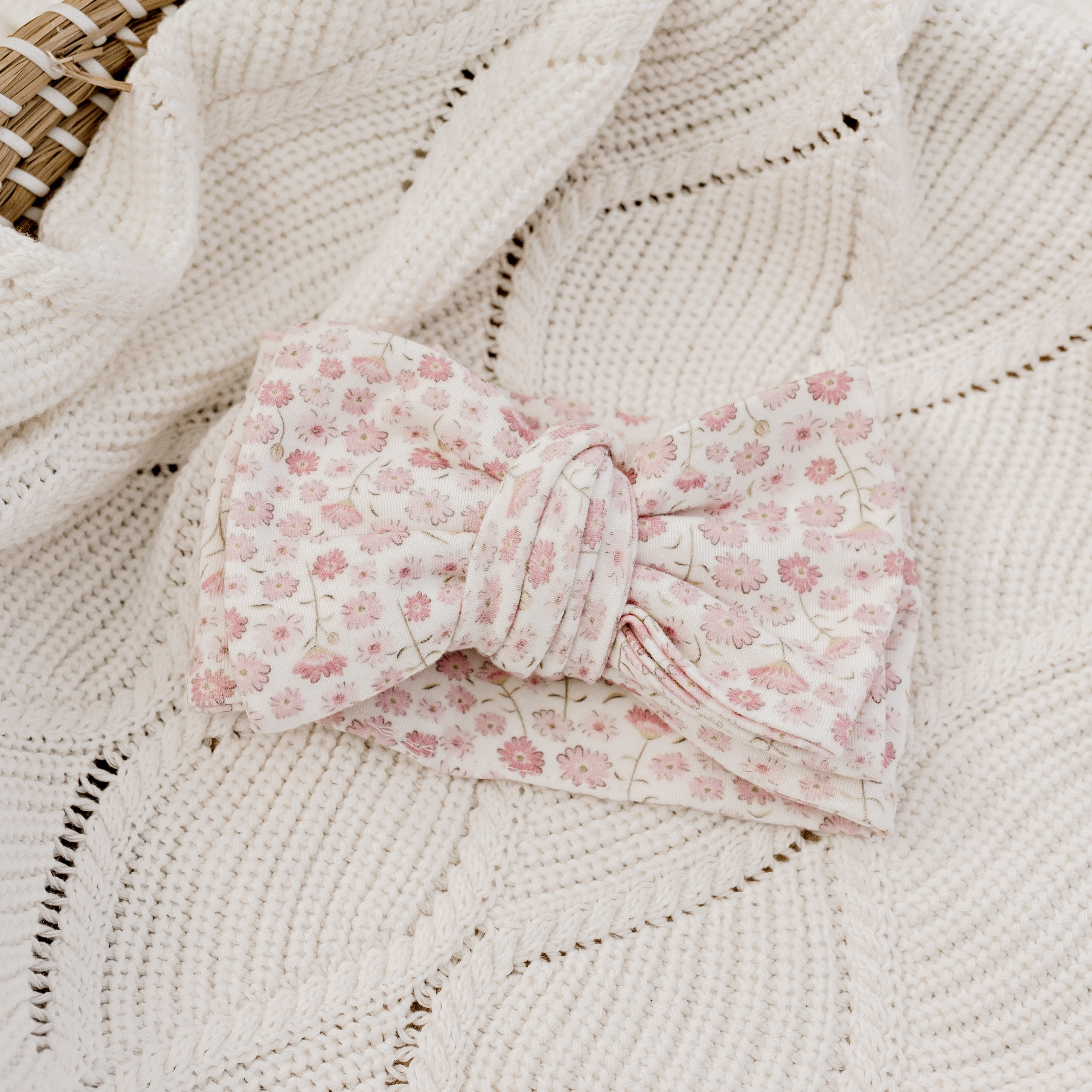 Oversized Topknot - Seashell Blooms