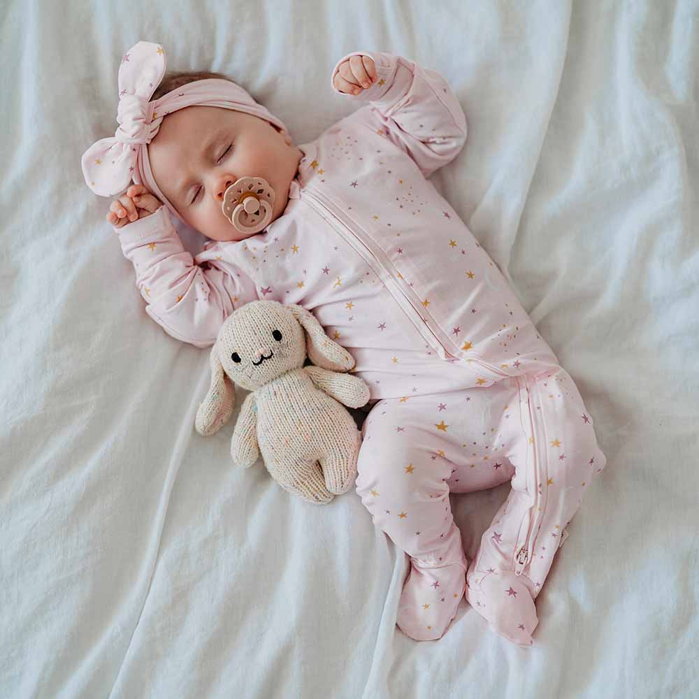 Organic Snuggle Sleepsuit Zip Footie - Twinkle