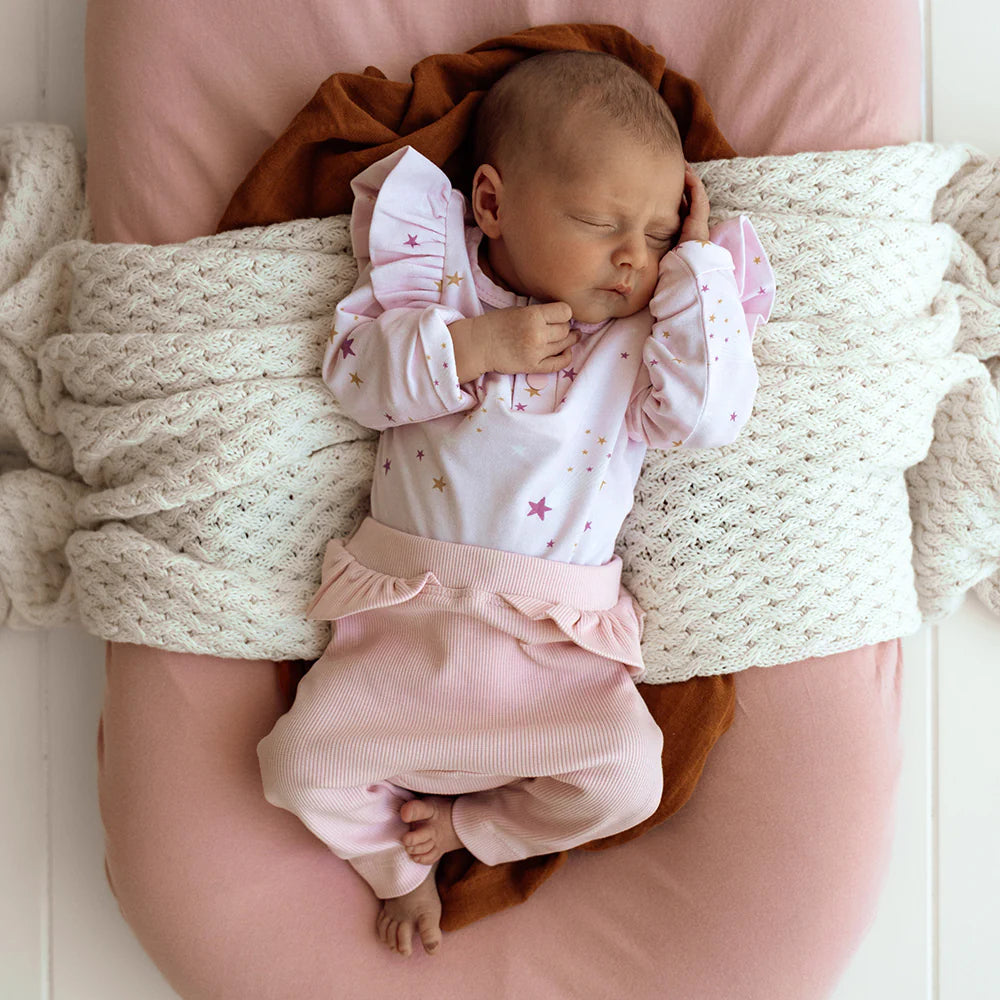 Snuggle Hunny - Organic pants w frill - Baby Pink