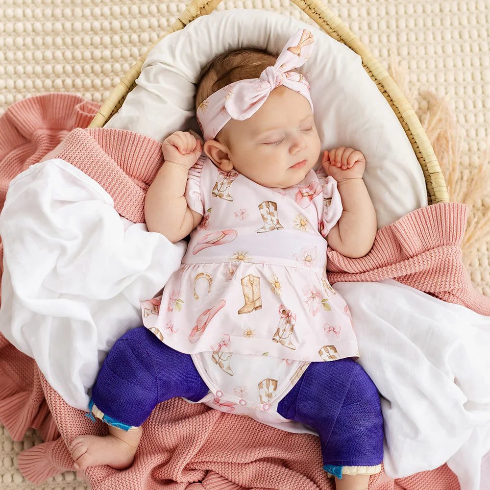 Snuggle Hunny - Boots & Bows SS Organic Dress w Frill