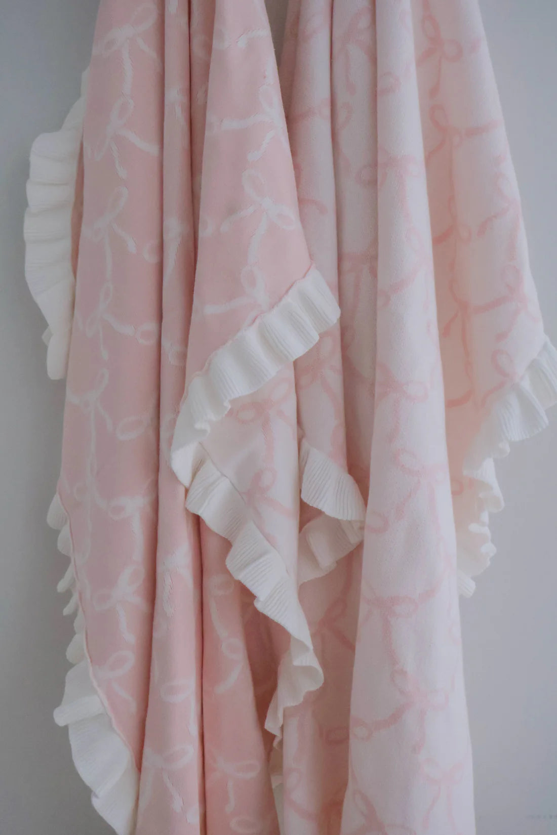 Reversible Bow Blanket