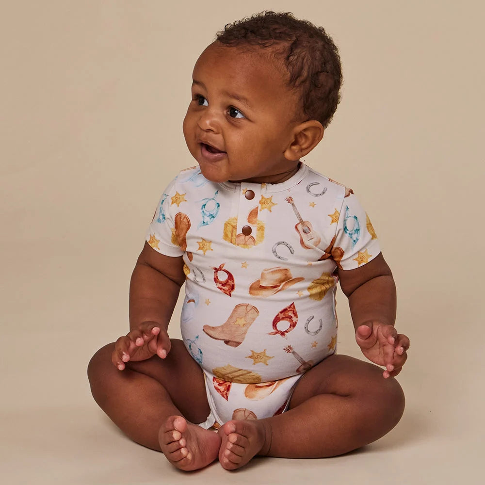 Snuggle Hunny - Cowboys SS Organic Bodysuit