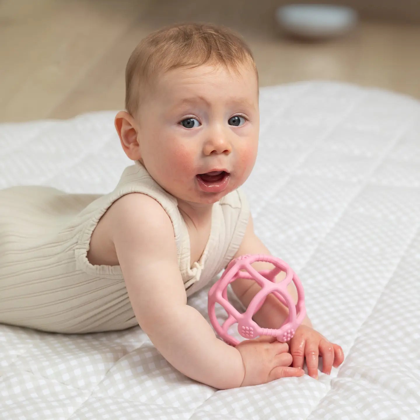 Silicon Teething Ball - Light Pink