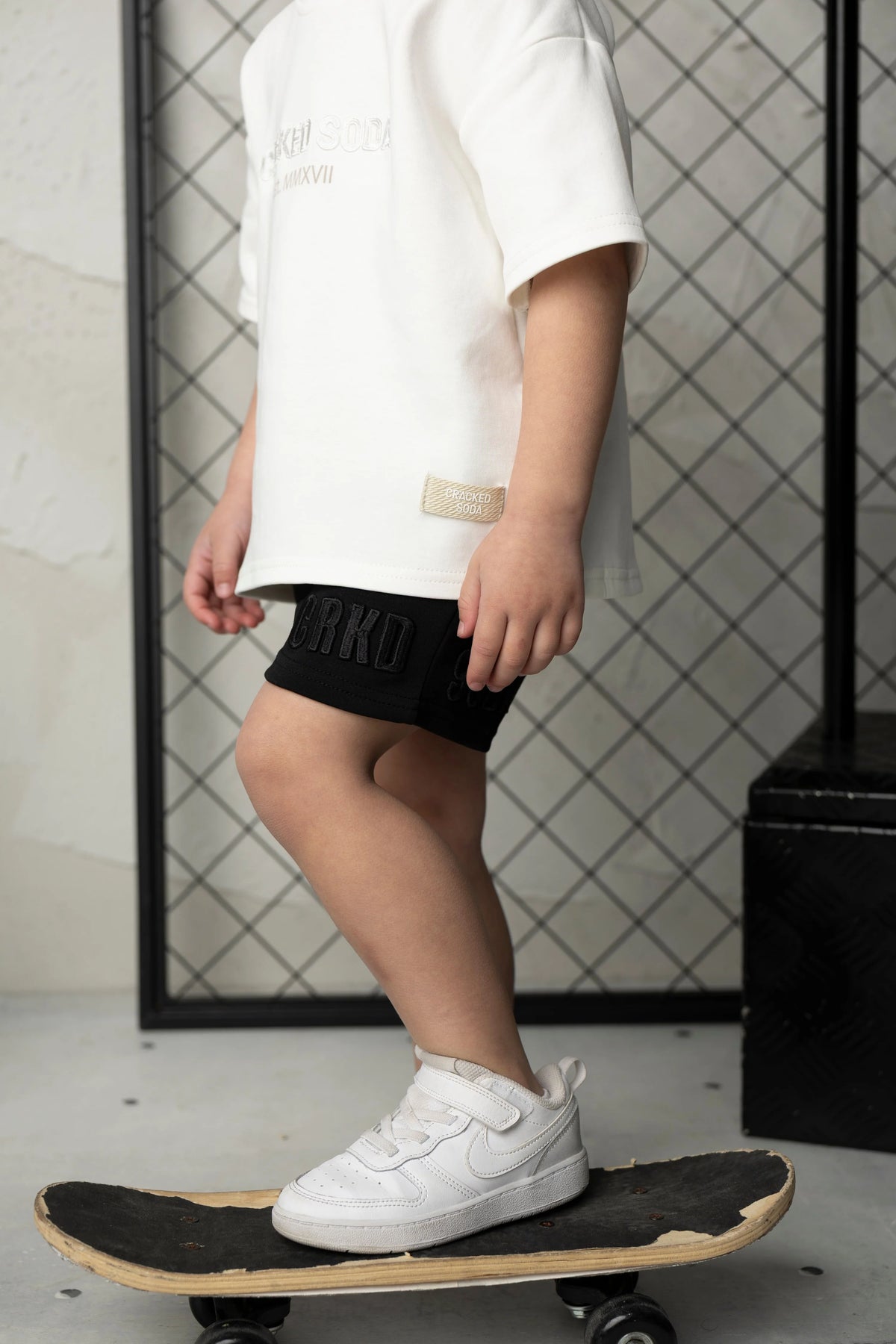 Cracked Soda - Zayden Essential Short - Black